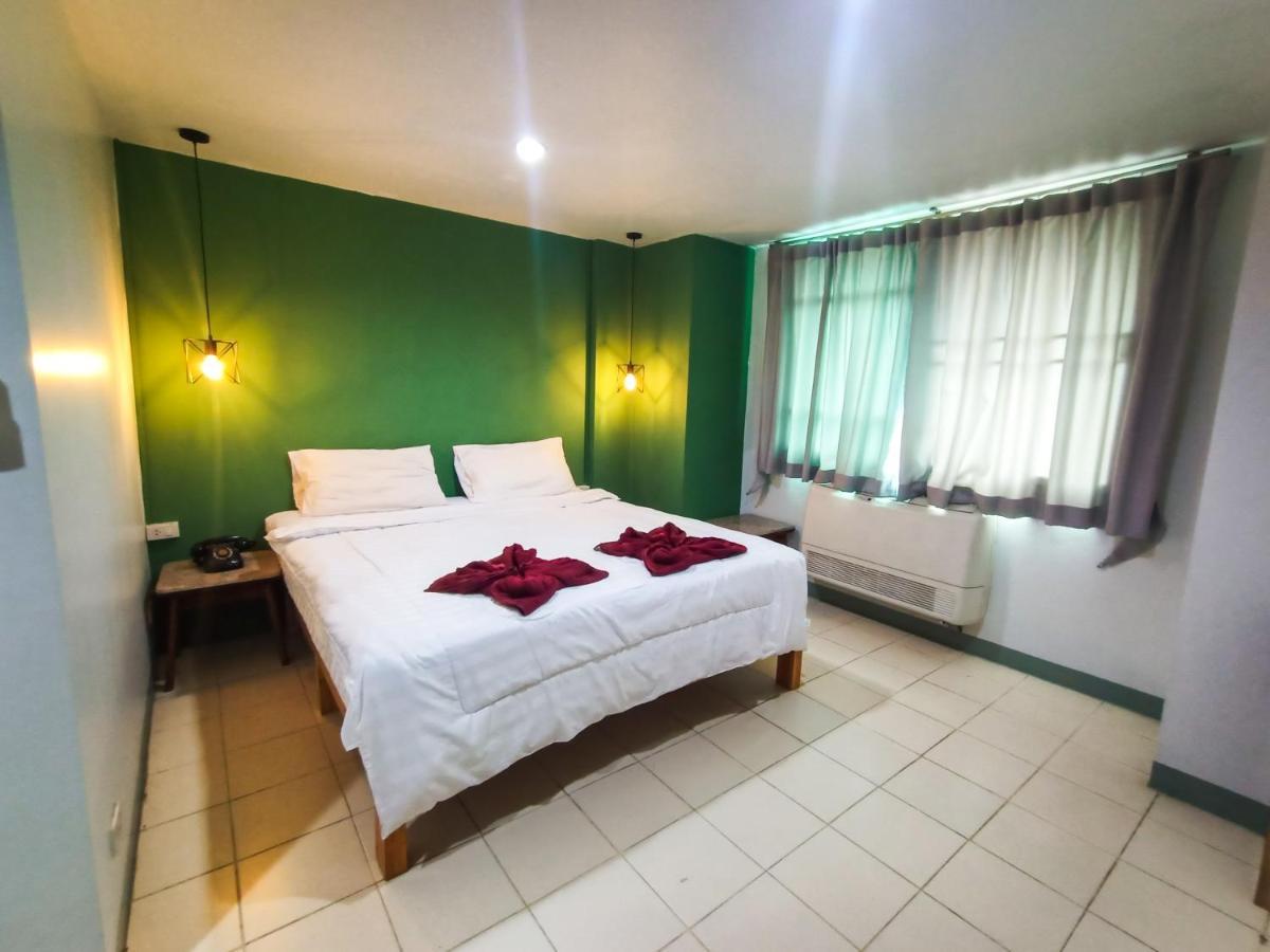Hotel The Moon House Chiang Mai Exterior foto